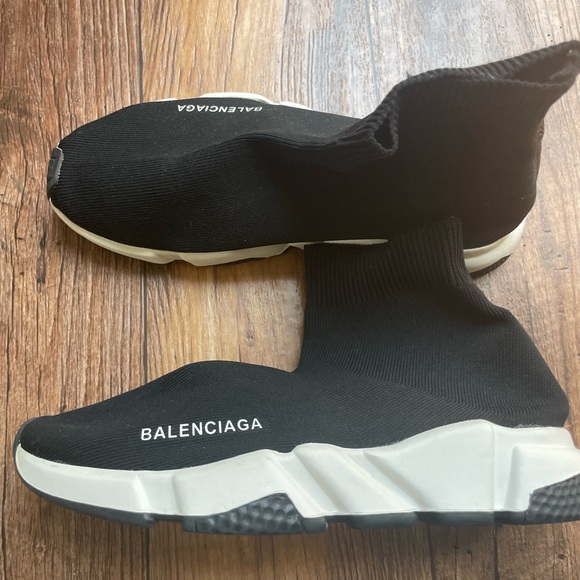 Balenciaga sock shoes Size 41. Used in excellent condition. - Picture 9 of 12